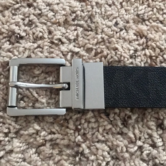 MK reversible belt - Picture 2 of 4